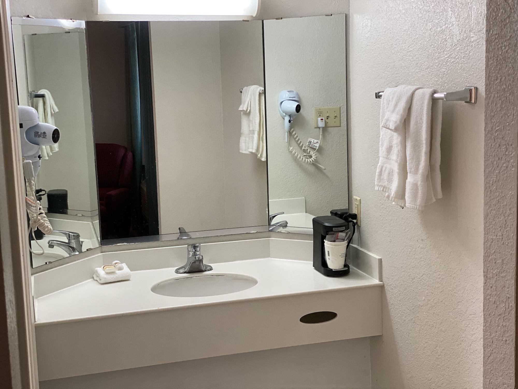 La Quinta Inn By Wyndham Tyler Extérieur photo