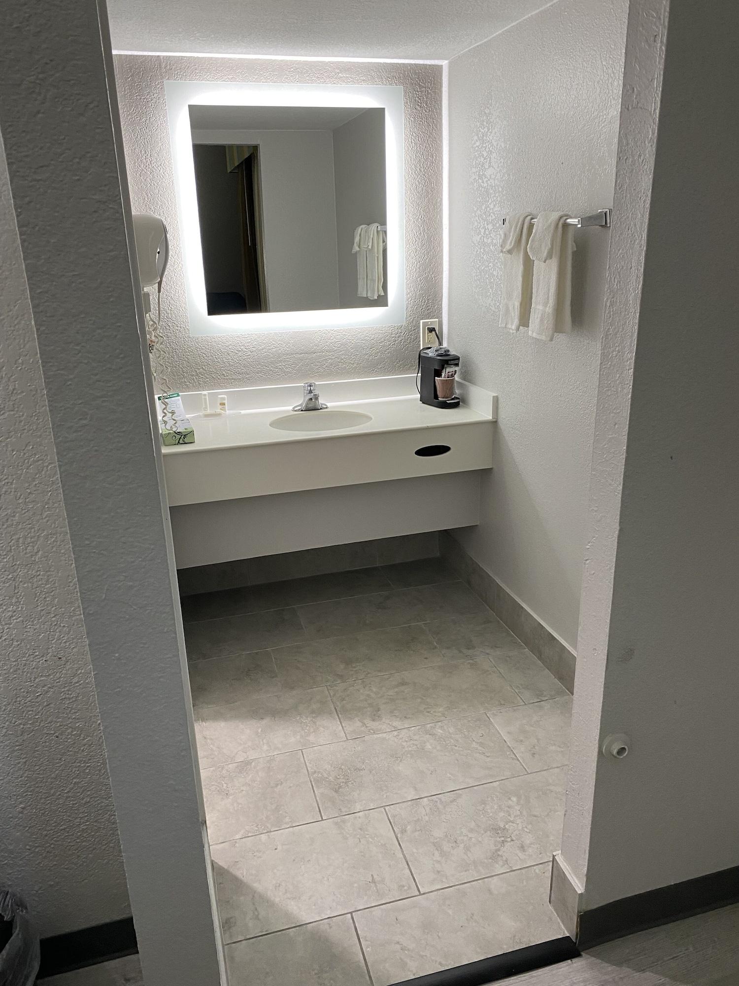 La Quinta Inn By Wyndham Tyler Extérieur photo